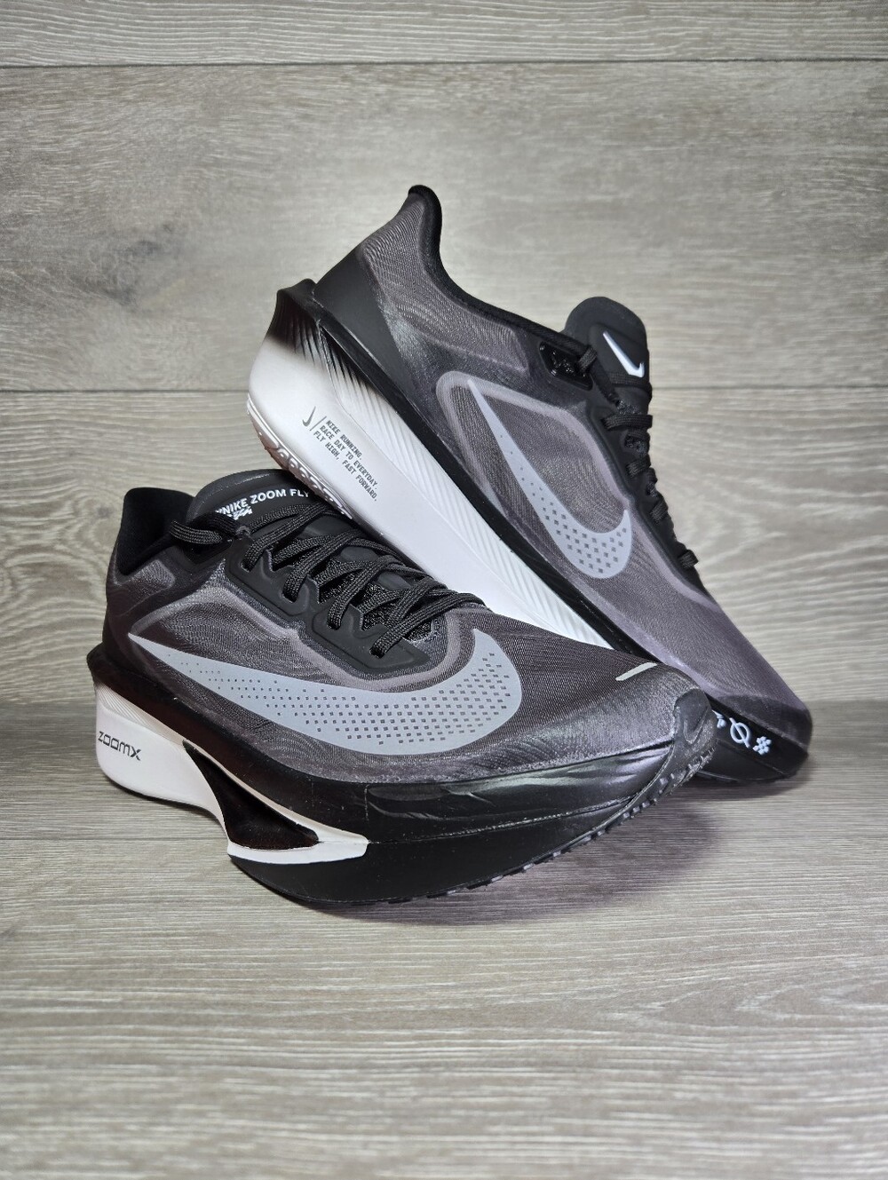 Nike Zoom Fly 6 Running Shoes Black / White / Lite Smoke Grey FN8454-001 New - Picture 3 of 6